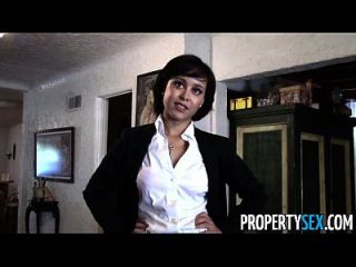 Propertysex Cute агент по продаже недвижимости делает грязное видео секс с клиентом