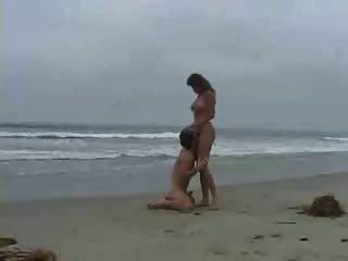 секс на пляже 2