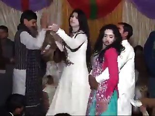 танцы Pakistani Mujra