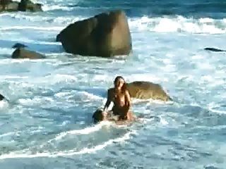 любовь на пляже