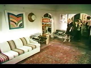 любовный диван (1977)