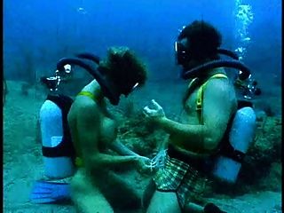 винтажный подводный трах